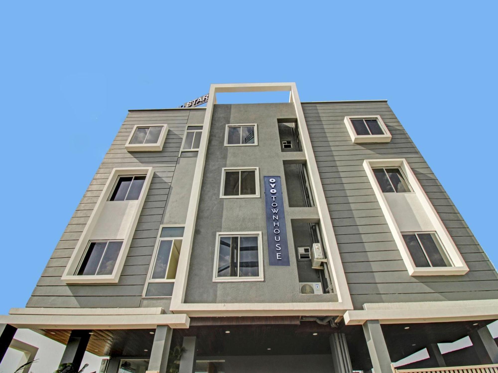 מלון נאגפור Townhouse Md Star מראה חיצוני תמונה